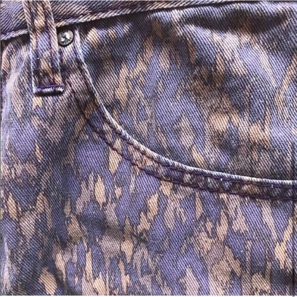 Women’s Free People Boho Printed Jean Shorts - Picture 4 of 6